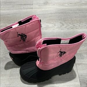 Girls U.S. Polo Assn. Pink and Black Snow Boots Size 12 excellent condition NICE
